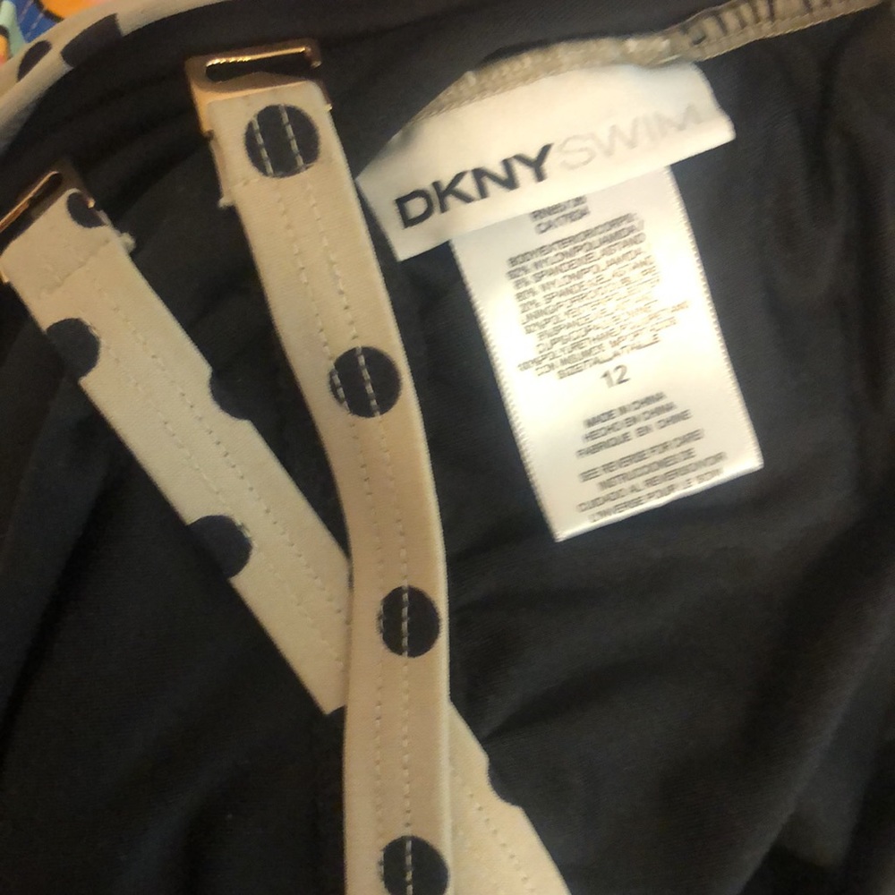 DKNY SWIM - Picture 4 of 4